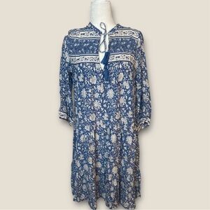 H&M Midi Dress size 4. (Fits like a size 6-8)